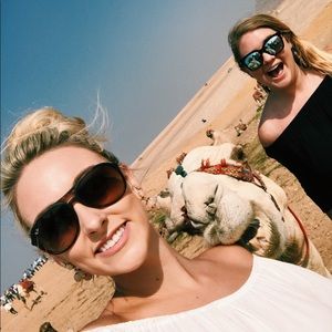 Meet your Posher, Sidney